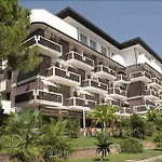 Delle Nazioni 4* ליגננו סביאדורו