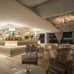 Delle Nazioni 4*
